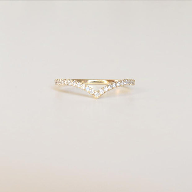 Lyon Diamond V Ring